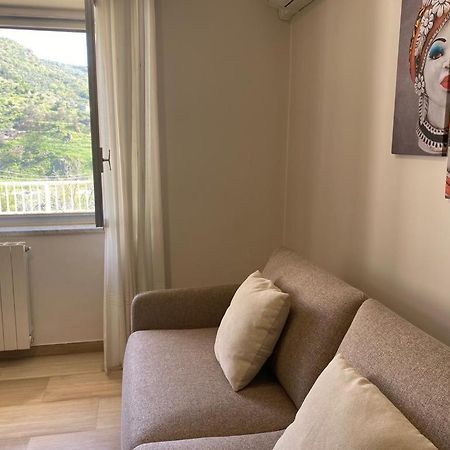 Casa Di Lucia Appartement Forza dʼAgro Buitenkant foto